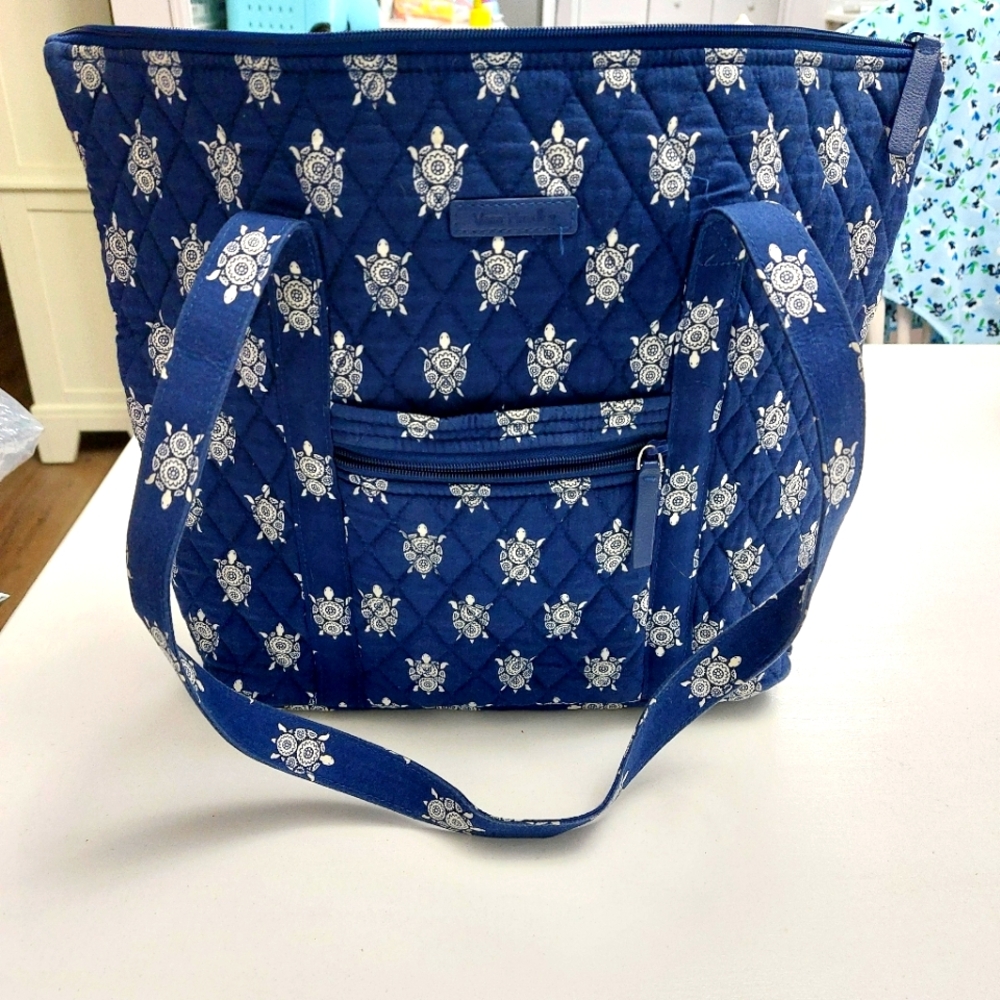 Vera Bradley Sea Turtles Villager Tote